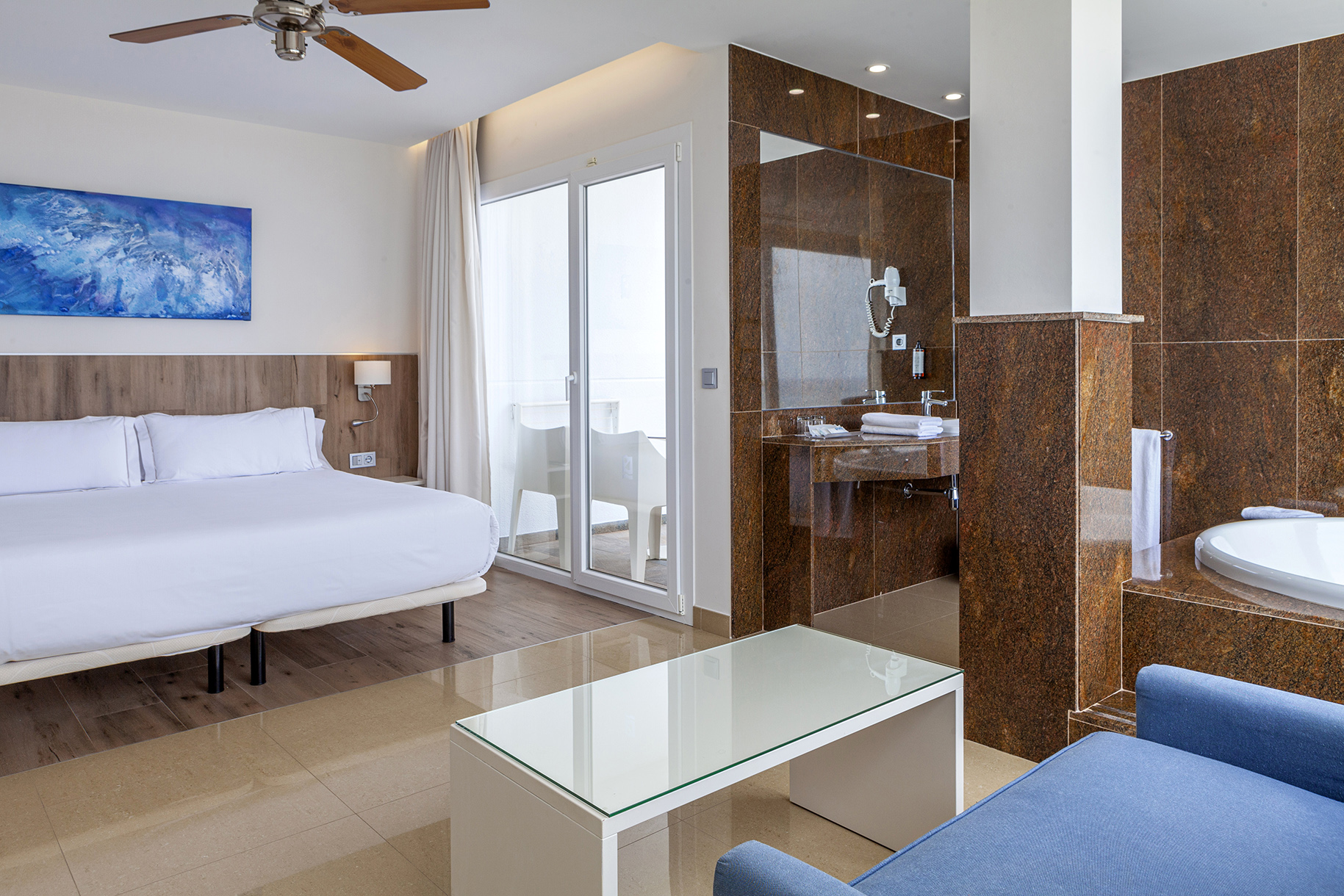 906_alta_playasol Suite Junior.jpg